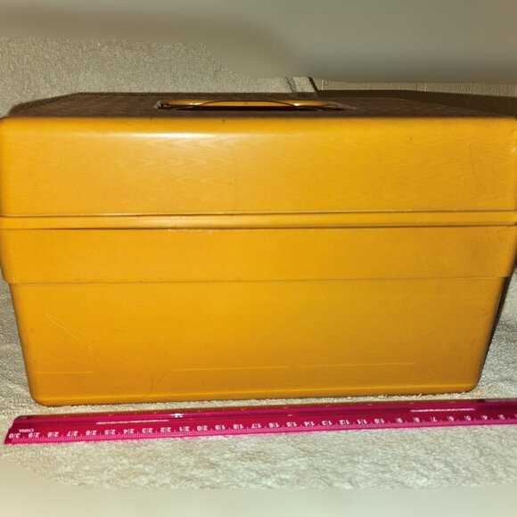 Vintage Wil-Hold Wilson Mustard Yellow Sewing Pattern Box - Picture 3 of 4